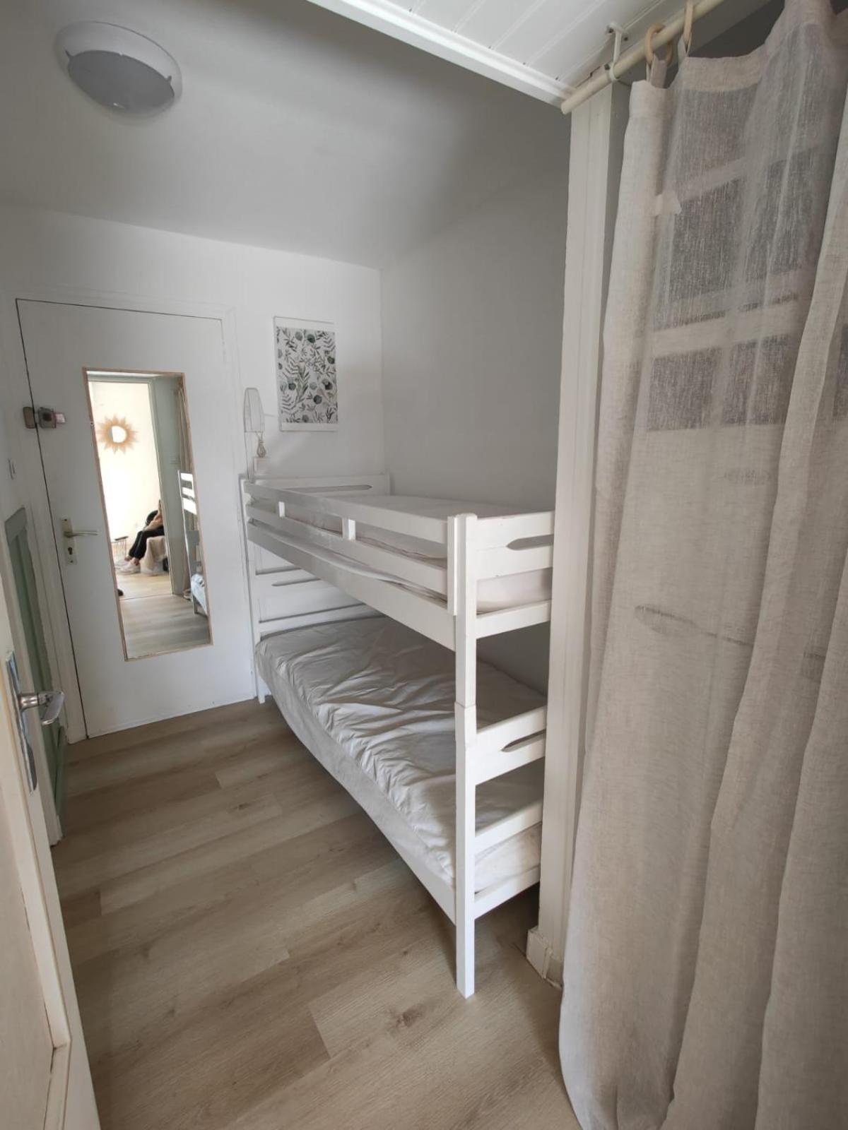 Saint-Mandrier-Sur-Mer Rsd Les Cometes Exterior photo